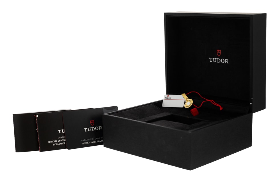 Tudor Black Bay GMT M79830RB-0001 Image 4